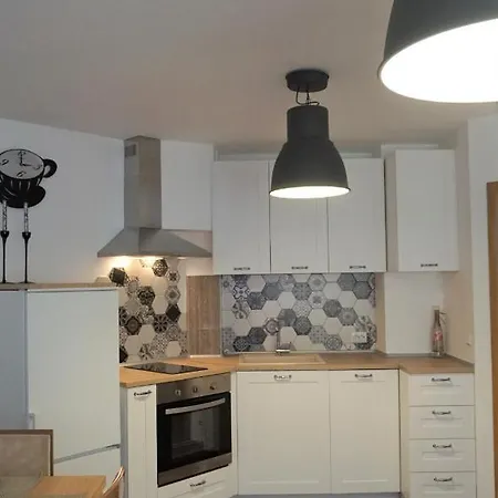 Apartament Number 5