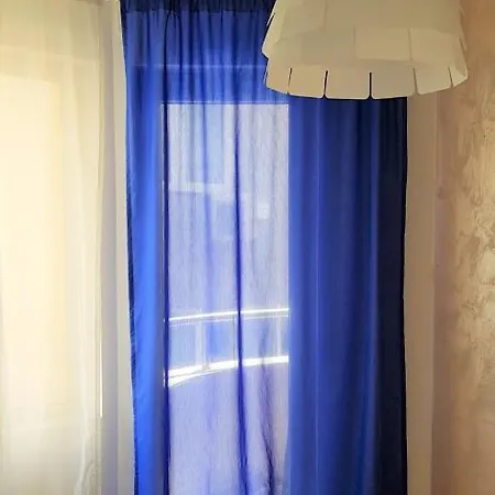 Number 5 Apartament *